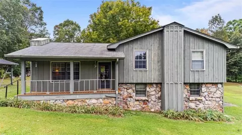 8 Little Big Rd SE, Lindale, GA 30147