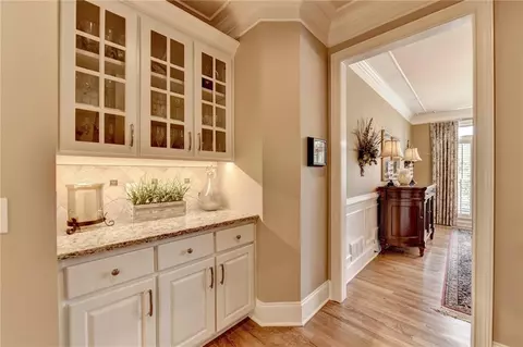 6945 Kettering Ln, Suwanee, GA 30024 photo 6