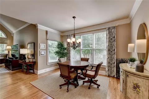 6945 Kettering Ln, Suwanee, GA 30024 photo 15