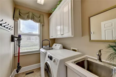 6945 Kettering Ln, Suwanee, GA 30024 photo 31
