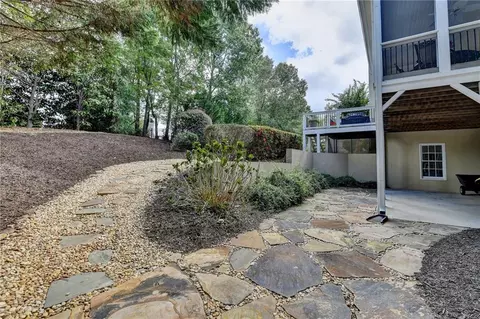 6945 Kettering Ln, Suwanee, GA 30024 photo 45