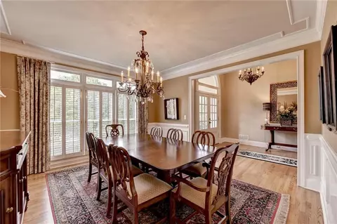6945 Kettering Ln, Suwanee, GA 30024 photo 5