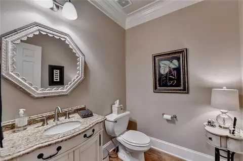 6945 Kettering Ln, Suwanee, GA 30024 photo 32