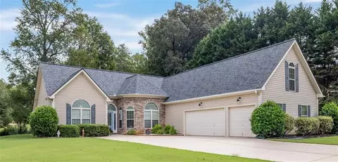 93 Liberty Dr, Jefferson, GA 30549