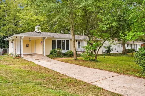 1341 Sagewood Cir, Stone Mountain, GA 30083