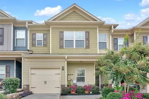 879 Ash St, Canton, GA 30114