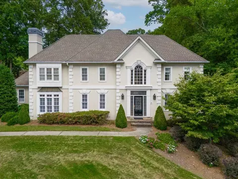 315 Wheatridge Dr, Roswell, GA 30075