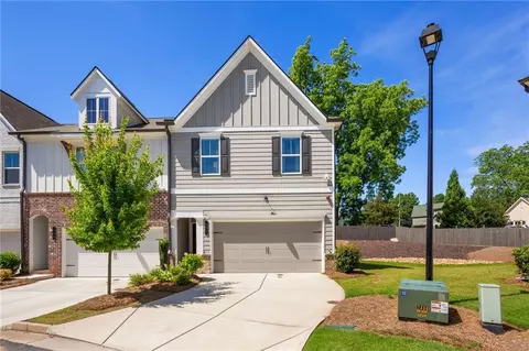 402 Niles Ct, Marietta, GA 30060
