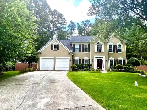 275 Adger Ct, Lawrenceville, GA 30043