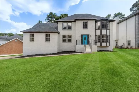 5668 Mountain Cres, Stone Mountain, GA 30087