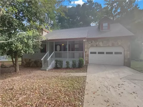 1118 Gate Post Ln, Lawrenceville, GA 30044