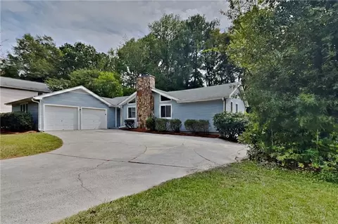 1542 Sprayberry Dr, Marietta, GA 30066