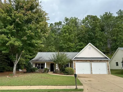 79 Fieldcrest Dr, Dallas, GA 30132