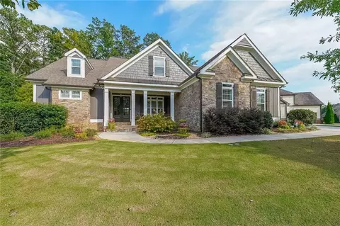 1764 Farmland Dr, Acworth, GA 30101