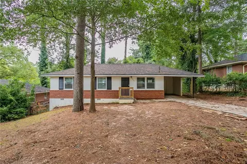 4806 Ridgewood Dr, Forest Park, GA 30297