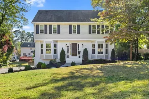 1620 Nuthatch Ct, Marietta, GA 30062