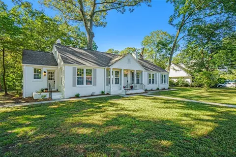 92 Taliaferro St, Tallapoosa, GA 30176