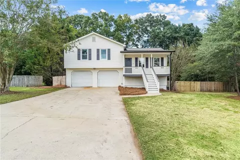 51 Winchester Dr, Euharlee, GA 30145