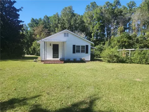 189 New St, Roberta, GA 31078