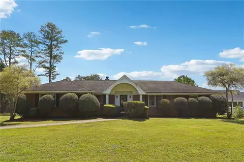 4735 Pittman Rd, Cumming, GA 30040