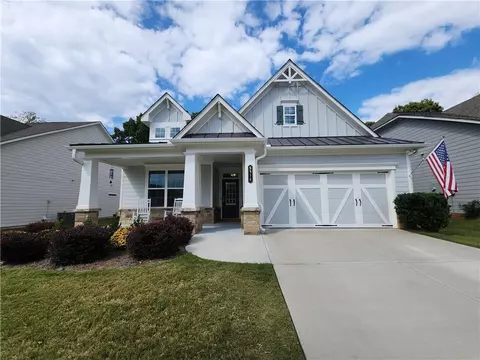 5316 Schooner Ct, Gainesville, GA 30504