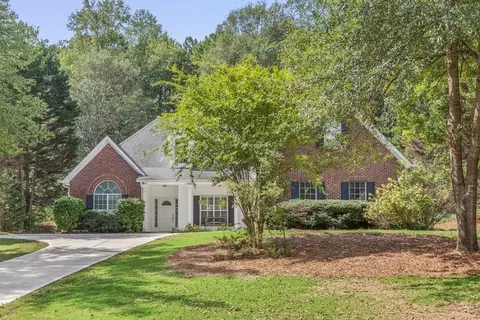70 Barrington Grange Dr, Sharpsburg, GA 30277