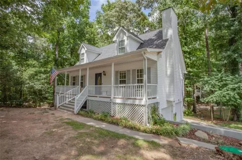 51 Alloway Dr, Villa Rica, GA 30180