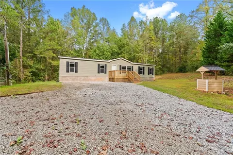 818 Spriggs Trl, Ball Ground, GA 30107