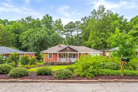1939 Camellia Dr, Decatur, GA 30032