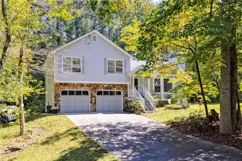 121 Frances Dr, Dallas, GA 30157