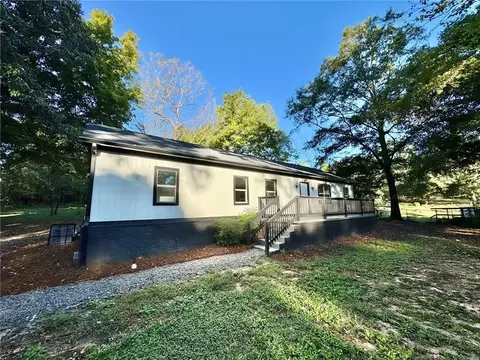 215 Forest Rd, Stockbridge, GA 30281