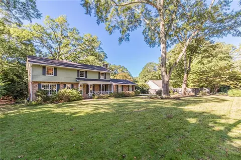412 Plantation Dr, Monroe, GA 30655