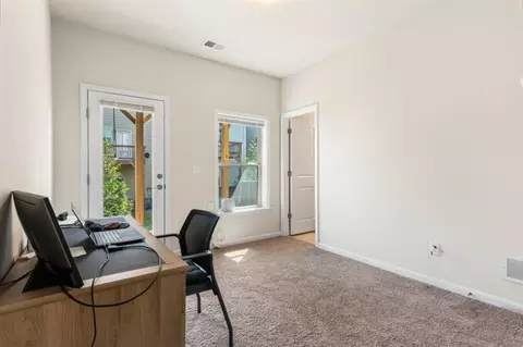 3776 Davis Cir, Duluth, GA 30096 photo 5
