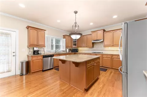 Kitchen - 2781 Willowstone Dr, Duluth, GA 30096 photo 1 of 5