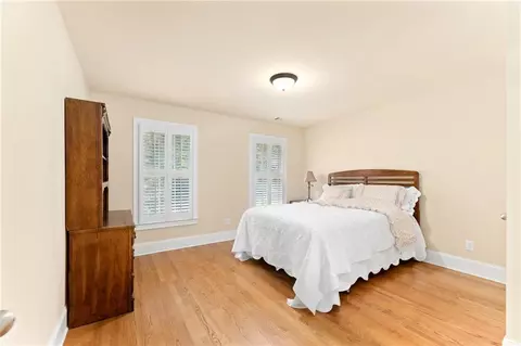 Bedroom - 2781 Willowstone Dr, Duluth, GA 30096 photo 3 of 10