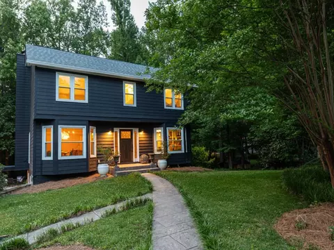 7181 Surrey Pt, Alpharetta, GA 30009