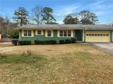 9206 Carlton Trl NW, Covington, GA 30014