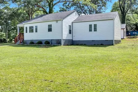 2408 Hillcrest Dr, East Point, GA 30344