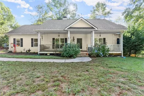 244 Hilltop Dr, Dahlonega, GA 30533