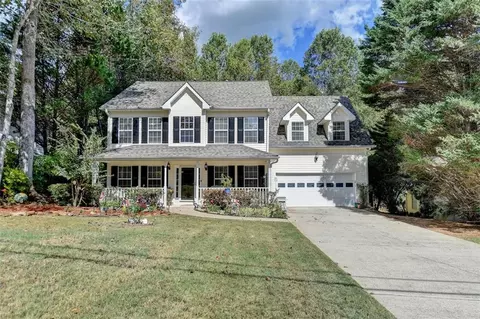 7284 Coral Lake Dr, Flowery Branch, GA 30542