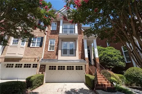 1045 Emory Parc Pl, Decatur, GA 30033