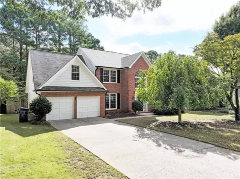 10770 Pinewalk Forest Cir, Alpharetta, GA 30022