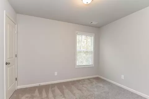 Bedroom - 4041 Windsor Trl, Gainesville, GA 30506 photo 5 of 5