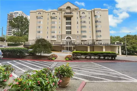2499 Peachtree Rd NE #703, Atlanta, GA 30305