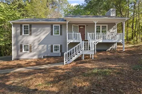 204 Cove Dr, Hiram, GA 30141