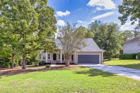 217 Saint Anthonys Dr, Macon, GA 31220