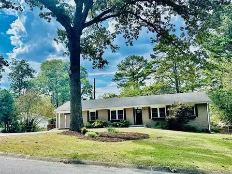1115 Azalea Cir NE, Marietta, GA 30062