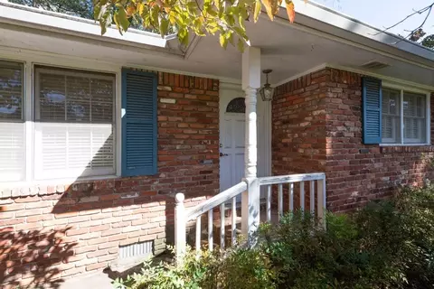 794 Old Tucker Rd, Stone Mountain, GA 30087