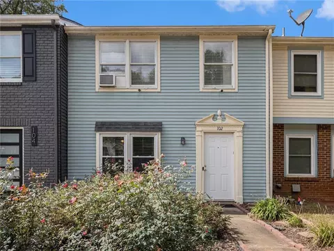 102 Roswell Commons Way, Roswell, GA 30076
