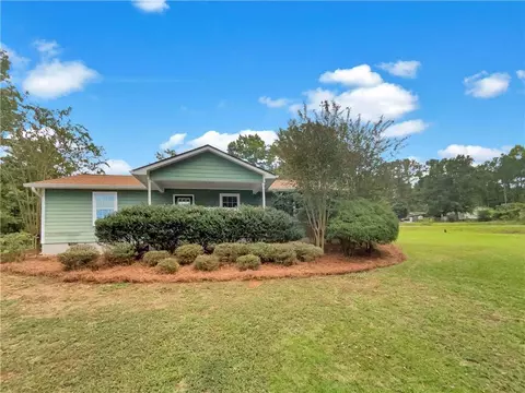 131 Piney Hill Blf, Winder, GA 30680